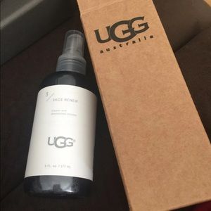 New in box UGG shoe renew 6 oz.